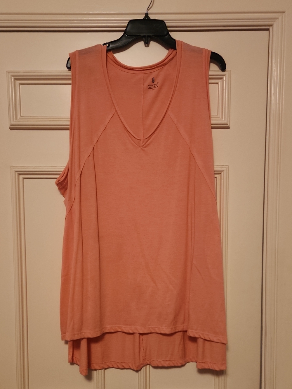 FP Movement by Free People Peach Sleeveless V-Neck Layered Tank - Picture 1 of 4